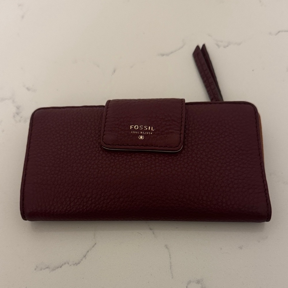 Fossil Maroon Leather Wallet